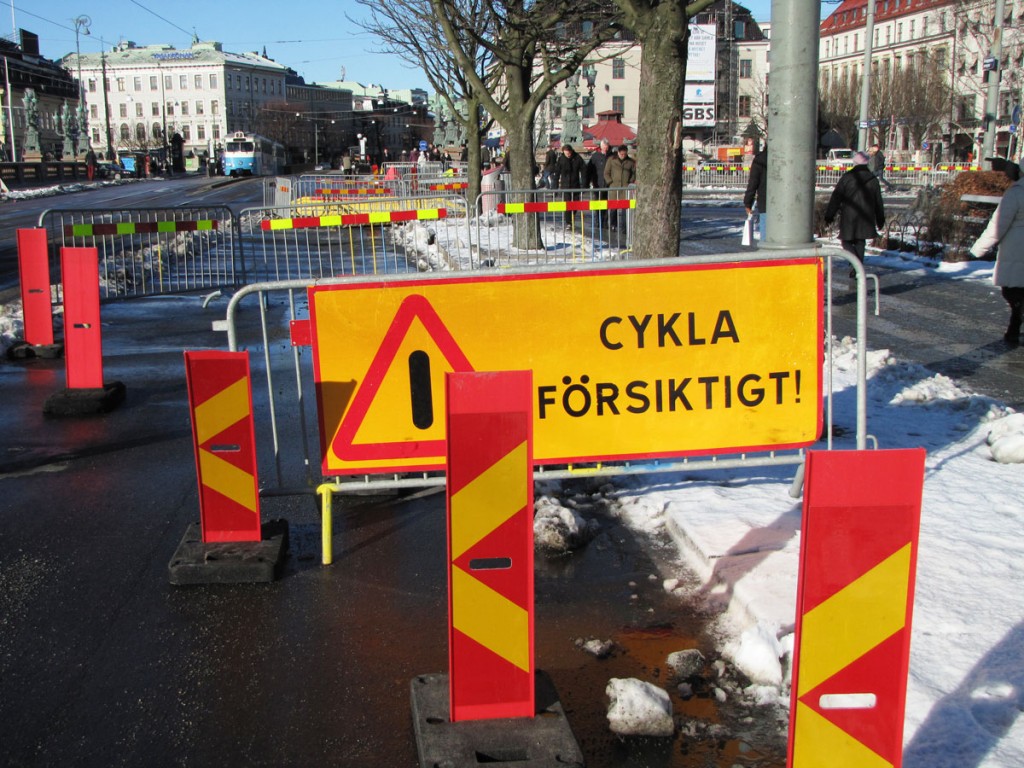 Skylten Cykla försiktigt Skylten Cykla försiktigt