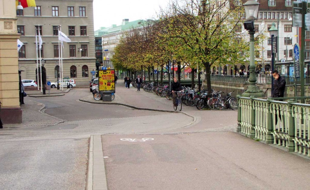 Cykelbanan från Brunnsparken till Slussgatan