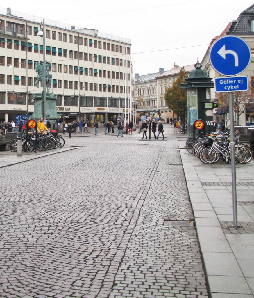 Kungstorget är nu dubbelriktad för cyklister