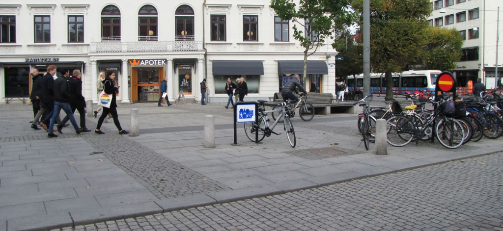 Kungstorget före dubbelriktning för cyklister