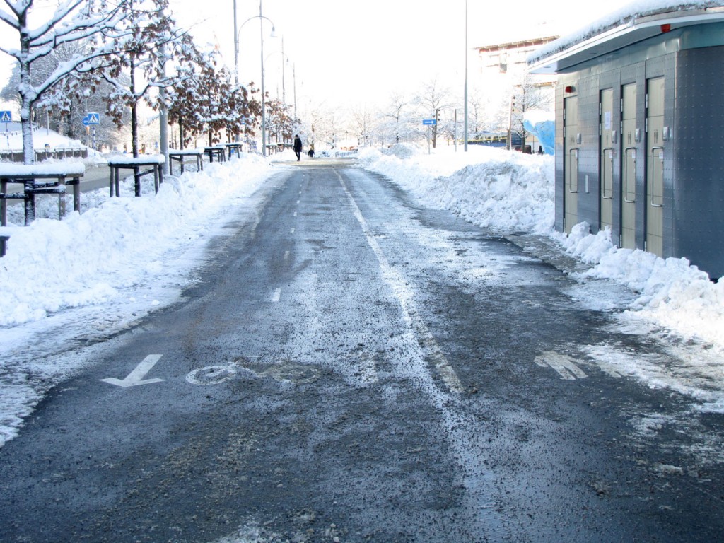 Snöfri cykelbana vid Västra Sjöfarten Gbg
