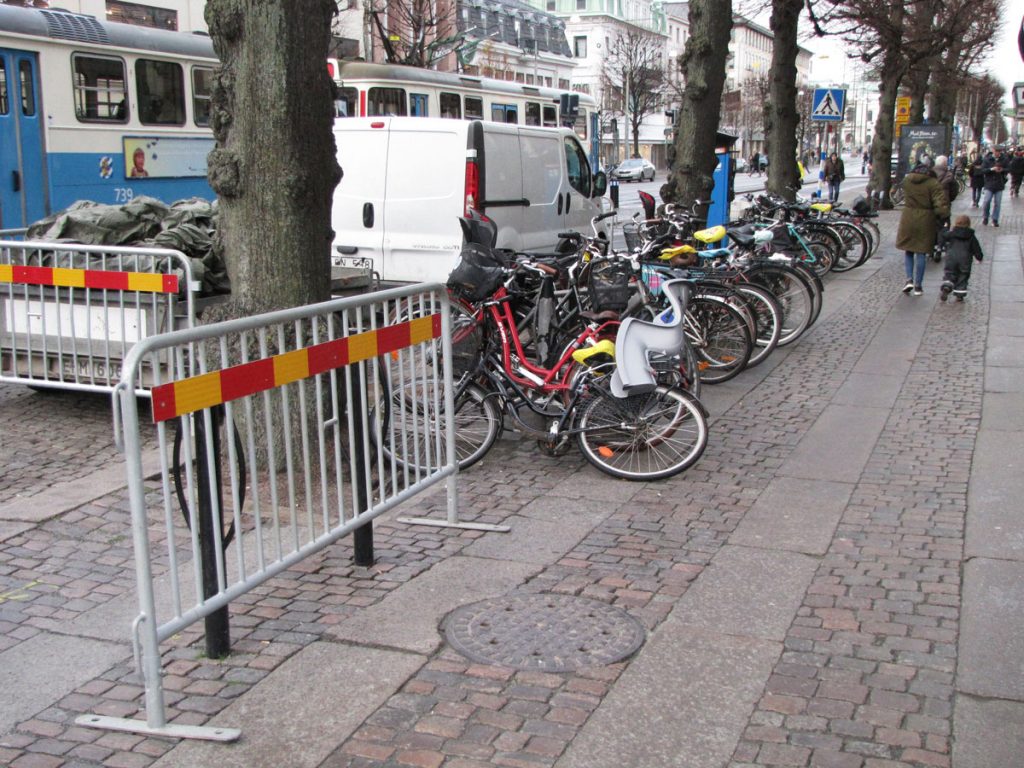 Blockerad cykelparkering på Östra Hamngatan 52